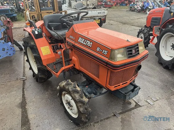 Tractor japonez Kubota B1-15D, serie 78650