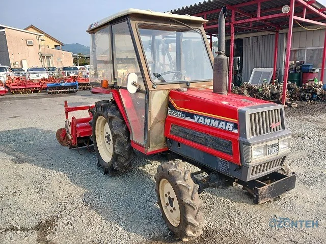 Tractor japonez Yanmar FX20D (Semi-Cabina), serie 03907