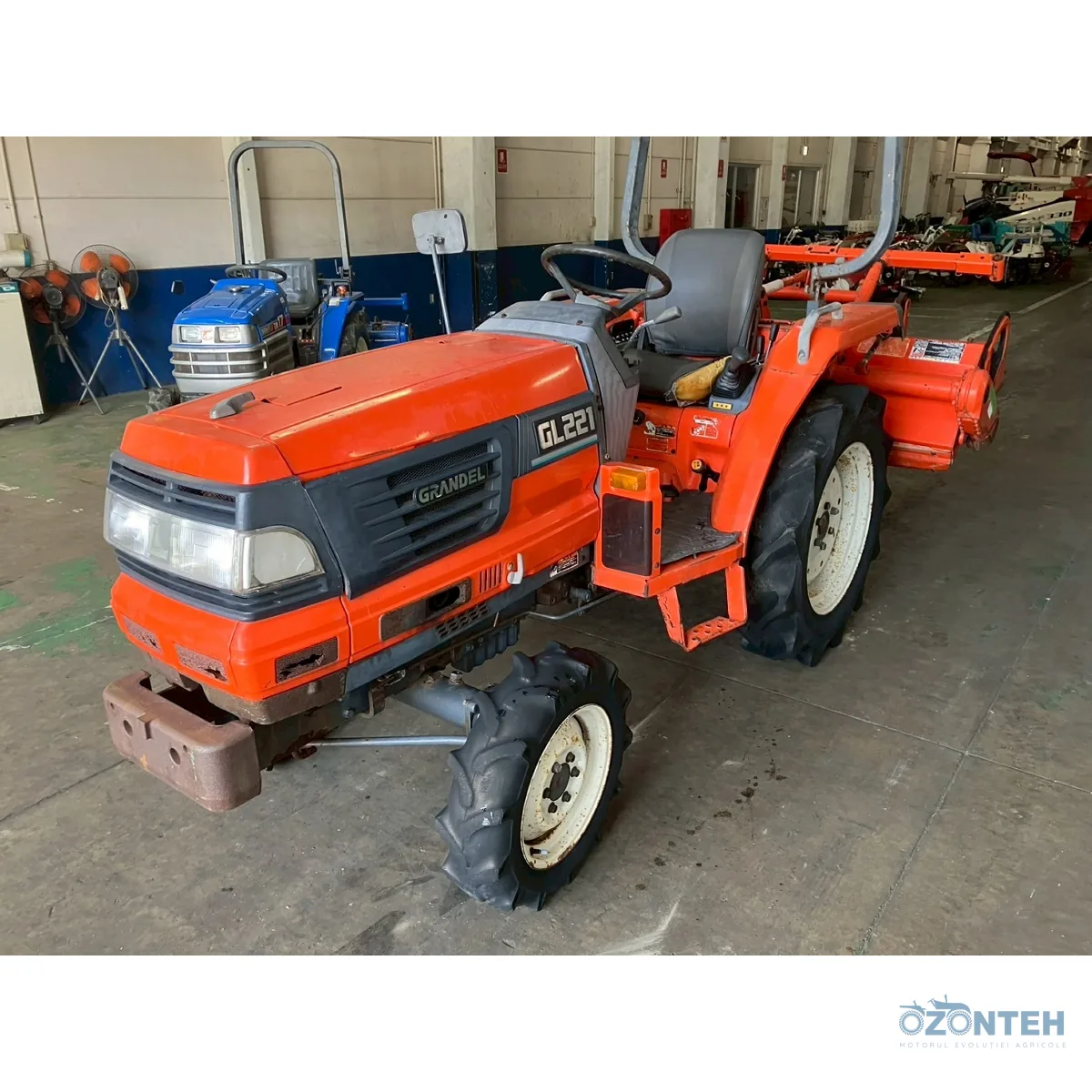Tractor japonez Kubota GL221, serie 62016