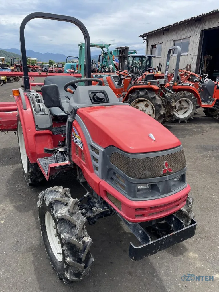 Tractor japonez Mitsubishi GS20D, serie 30373