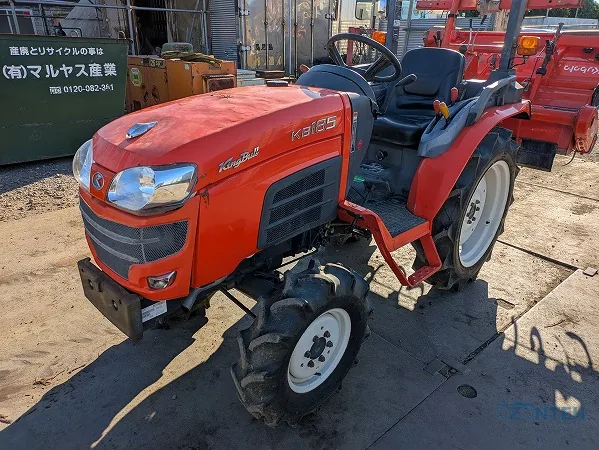 Tractor japonez Kubota KB185D, serie 10718
