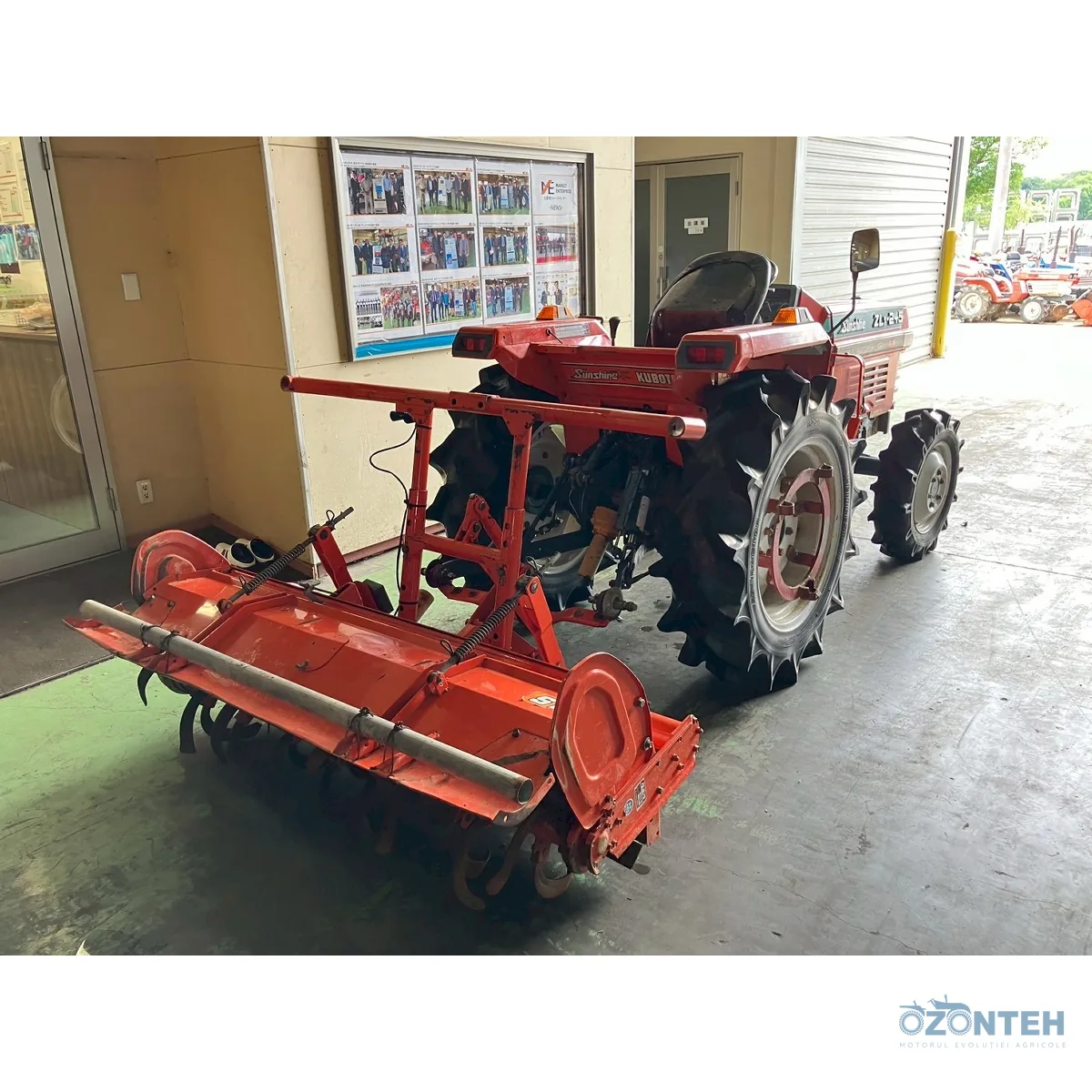 Tractor japonez Kubota L1-245, serie 73738