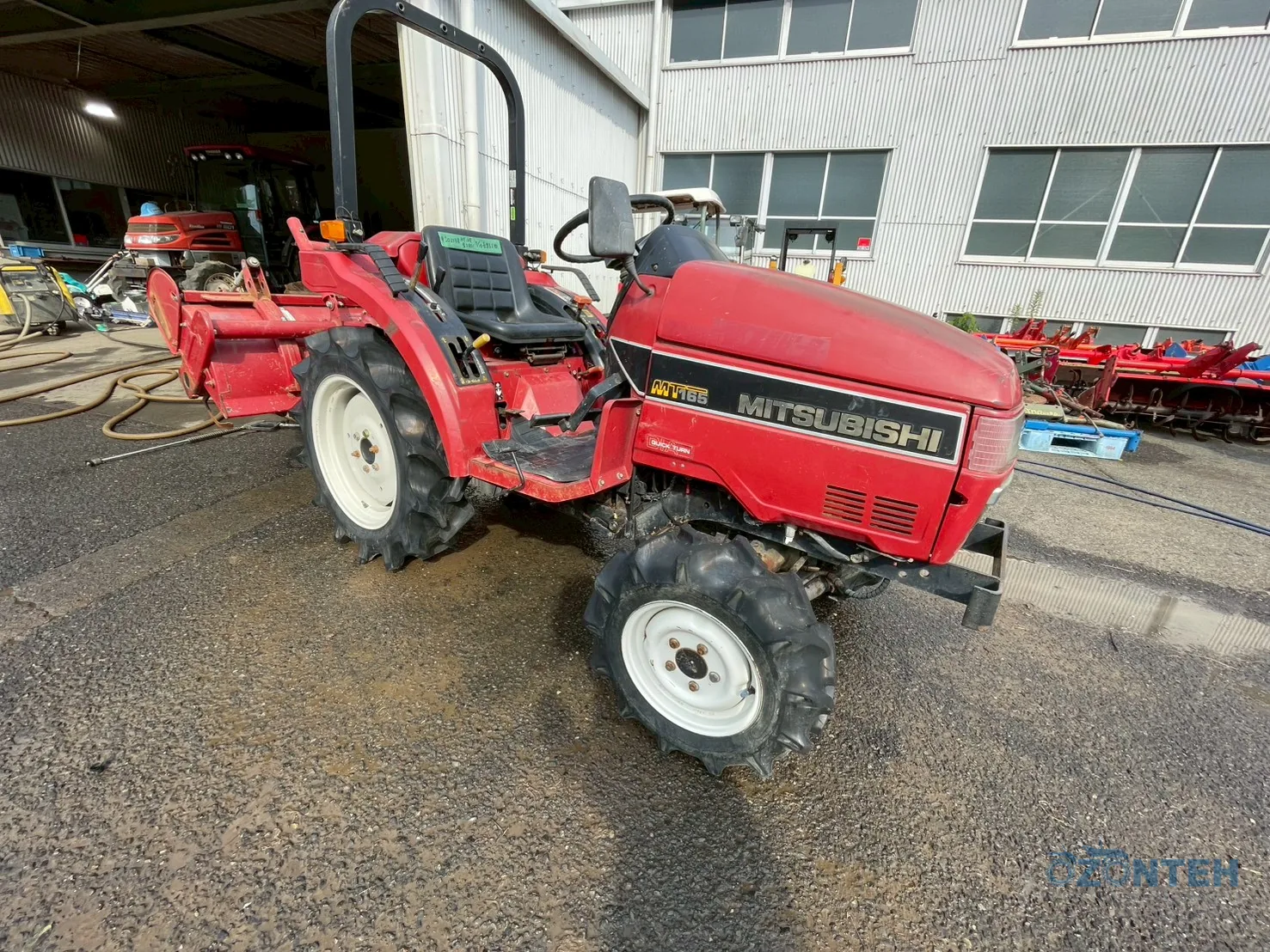 Tractor japonez Mitsubishi MT165 (cu PS), serie T16F-53801