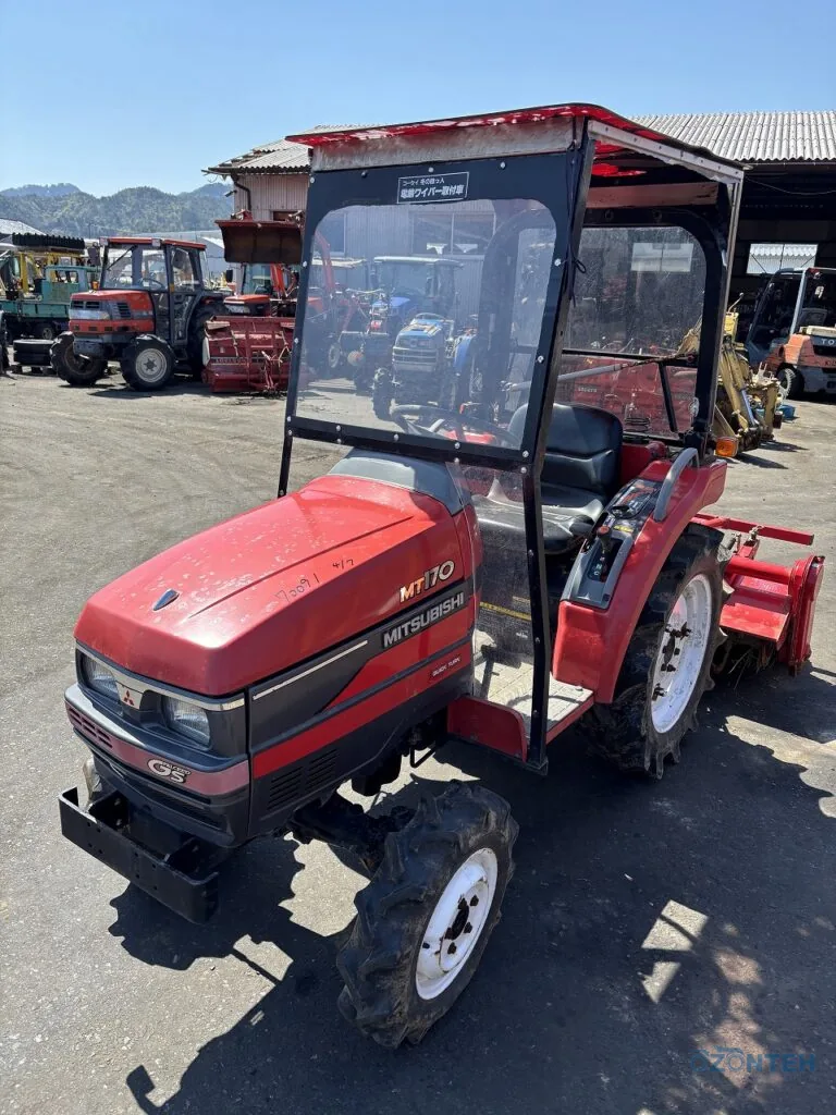 Tractor japonez Mitsubishi MT170D (Semi-cabina), serie 70091