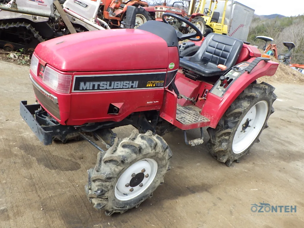 Tractor japonez Mitsubishi MT185, serie 51391