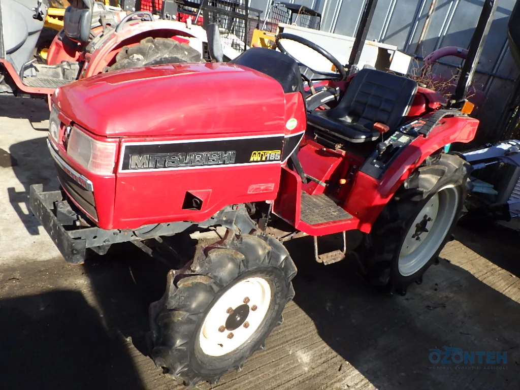 Tractor japonez Mitsubishi MT185, serie 52084
