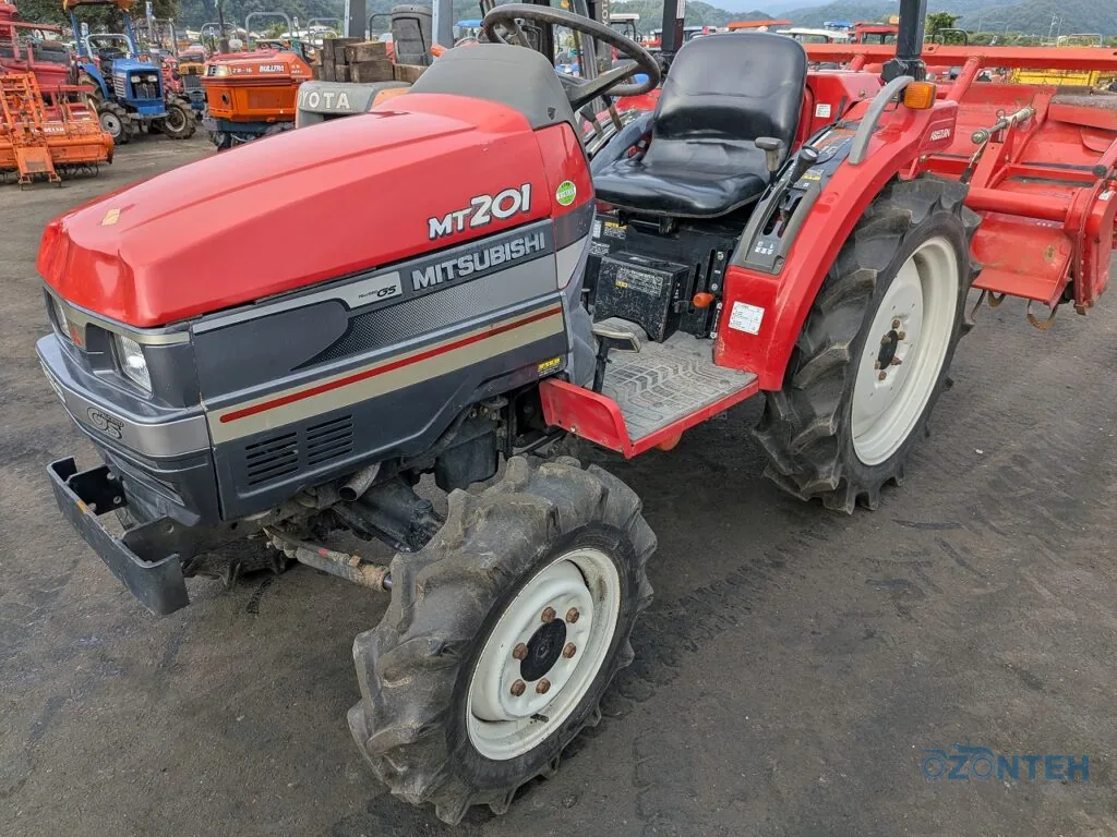 Tractor japonez Mitsubishi MT201D, serie 91674