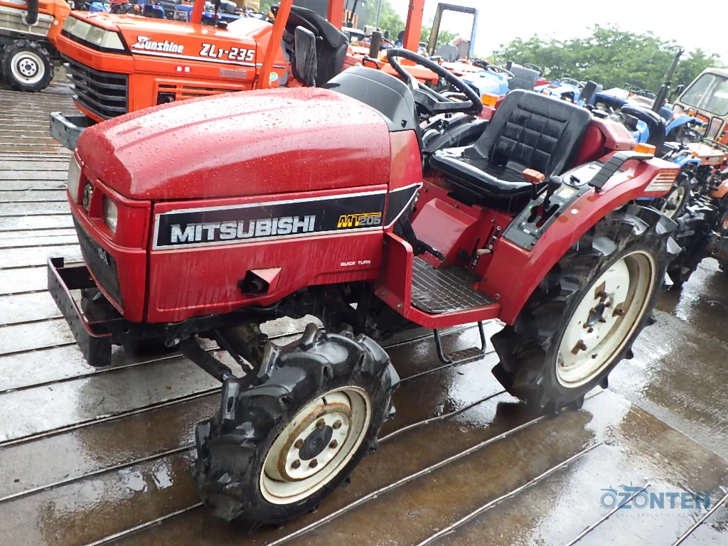 Tractor japonez Mitsubishi MT205, serie 80269
