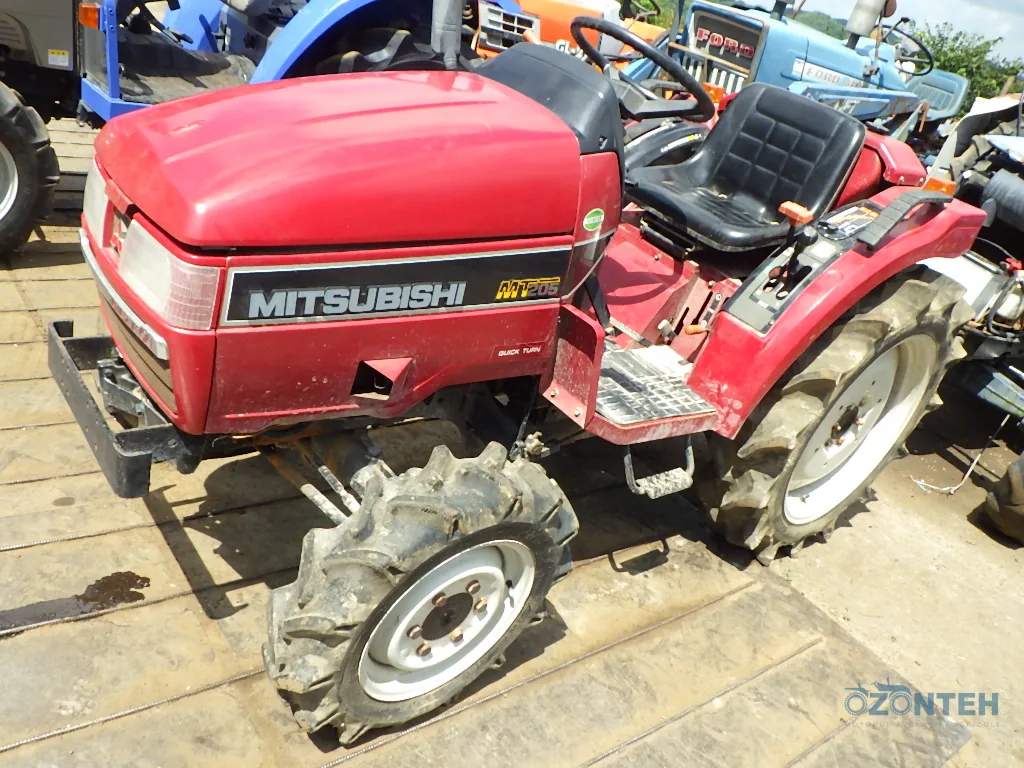 Tractor japonez Mitsubishi MT205, serie 82270