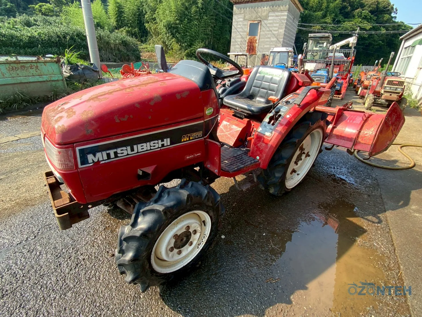 Tractor japonez Mitsubishi MT205 (cu PS), serie T24B-81489