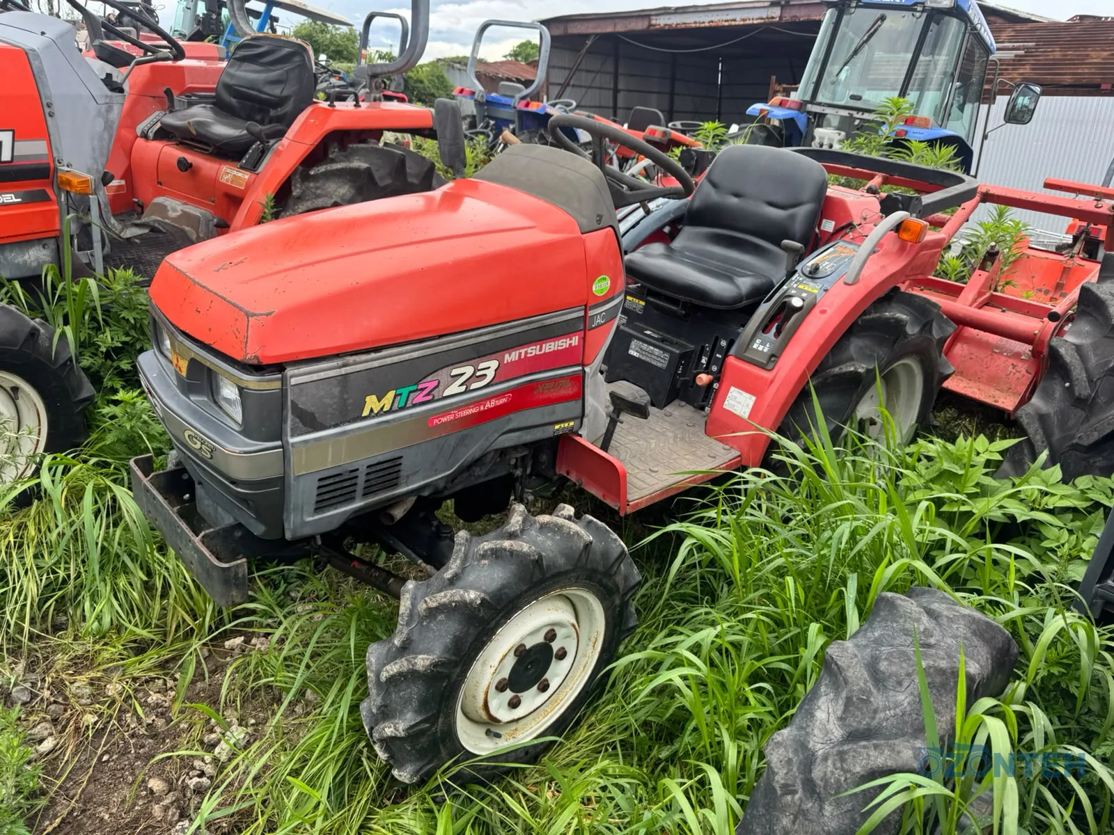 Tractor japonez Mitsubishi MTZ23, serie 40388