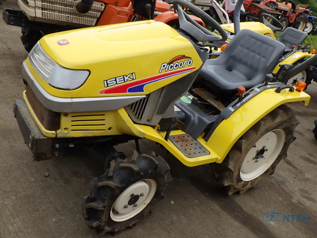 Tractor japonez Iseki TC13, serie 003639