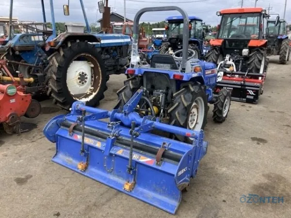 Tractor japonez Iseki TH22, serie 004551