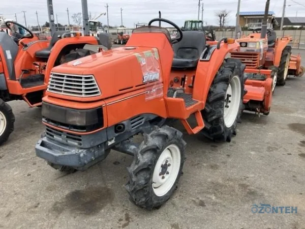 Tractor japonez Kubota X-24, serie 51756